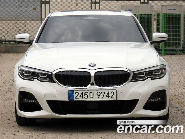 BMW 3-Series G20 320i M Sport - фото 0