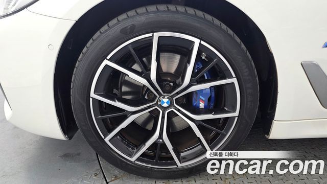 BMW 5-Series G30 530i xDrive M Sport Package - фото 4