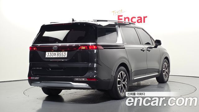 Kia Carnival 4-го поколения 9-Seater Signature - фото 1