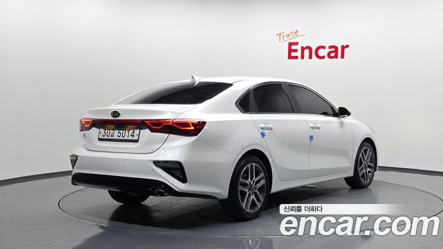 Kia K3 Совершенно новый Luxury - фото 1