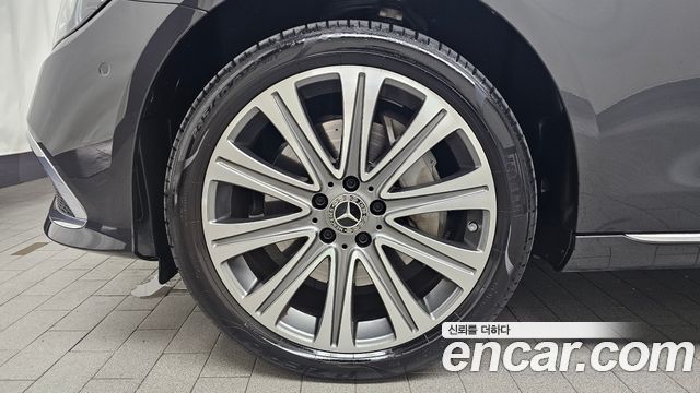 Mercedes-Benz E-Class W213 E350 4MATIC Exclusive - фото 4