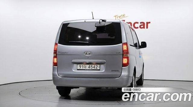 Hyundai Starex Новый Van 5-Seater Modern - фото 3