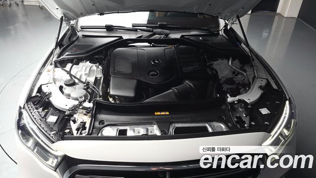 Mercedes-Benz E-Class W214 E300 4MATIC Exclusive - фото 4