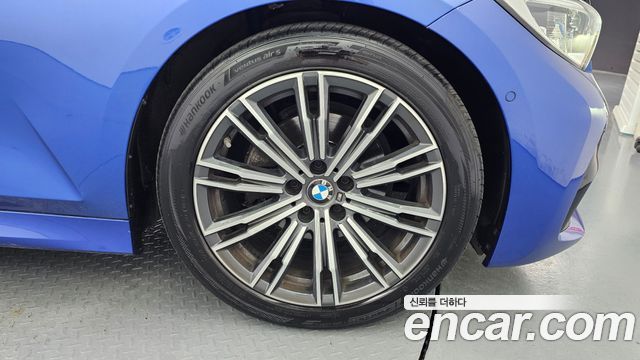 BMW 3-Series G20 320i M Sport - фото 4