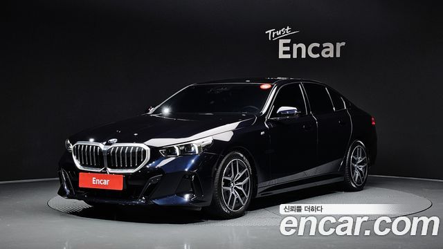 BMW 5-Series G60 520i M Sport - фото 0