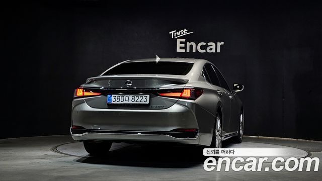 Lexus ES 7-го поколения Executive - фото 3