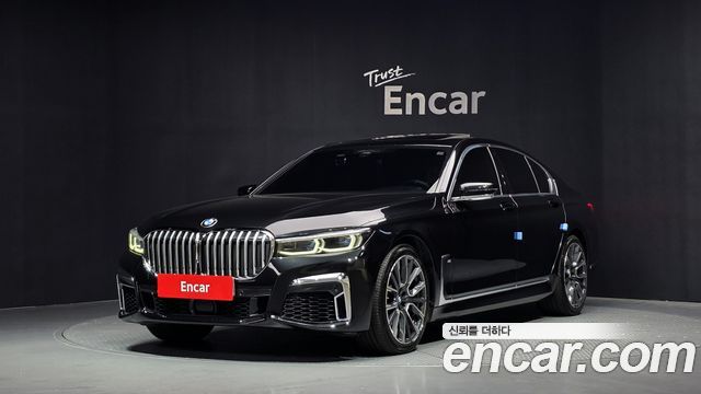 BMW 7-Series G11 730d xDrive M Sport - фото 0