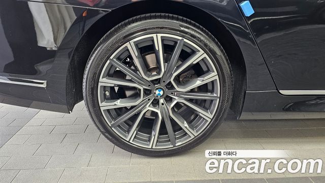 BMW 7-Series G11 730d xDrive M Sport - фото 4