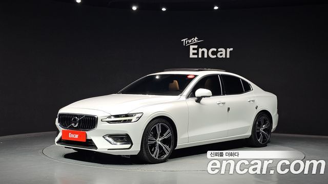 Volvo S60 3-го поколения B5 Inscription - фото 0