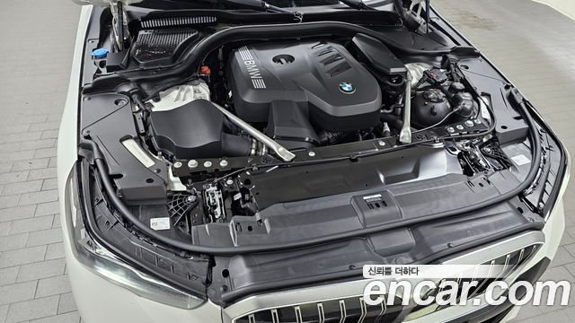 BMW 5-Series G60 530i xDrive M Sport - фото 4