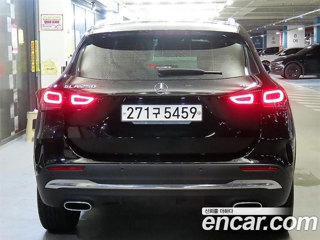 Mercedes-Benz GLA-Class H247 GLA250 4MATIC - фото 3