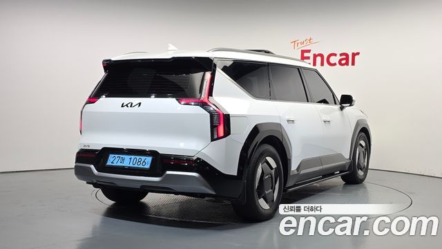 Kia EV9 Long Range 2WD Earth - фото 1