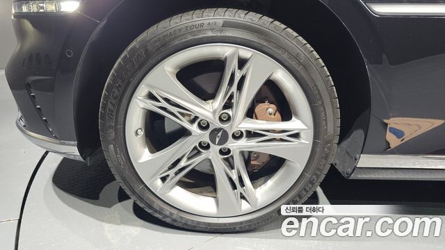 Genesis G90 RS4 Gasoline 3.5 Turbo e-S/C AWD - фото 3