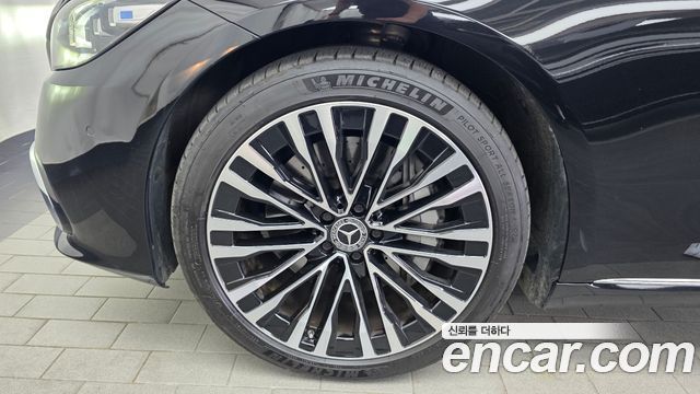 Mercedes-Benz S-Class W223 S450L 4MATIC - фото 4