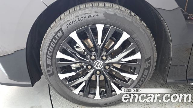 Toyota Alphard 4-го поколения 2.5 HEV Executive AWD - фото 4