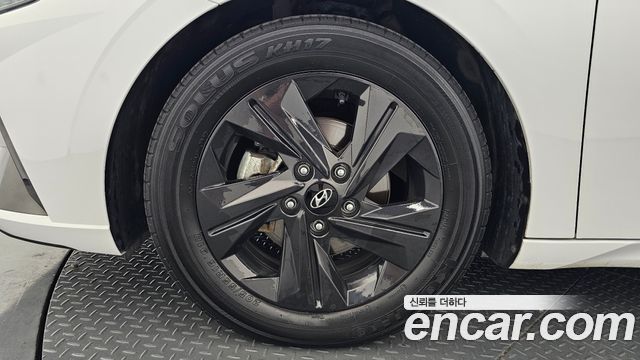 Hyundai Avante CN7 1.6 Inspiration - фото 4