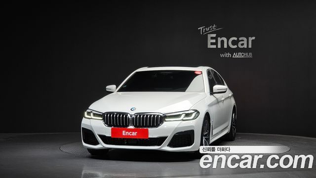 BMW 5-Series G30 520i M Sport - фото 2