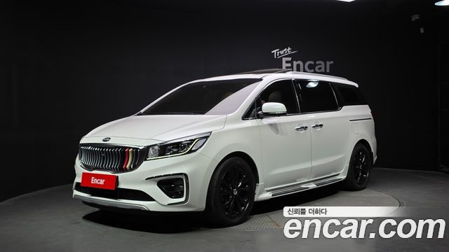 Kia Carnival Новый 9-Seater Noblesse Special - фото 0