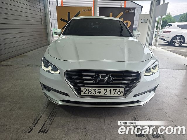Hyundai Grandeur IG 3.0 Exclusive Special - фото 2