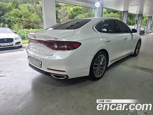 Hyundai Grandeur IG 3.0 Exclusive Special - фото 3