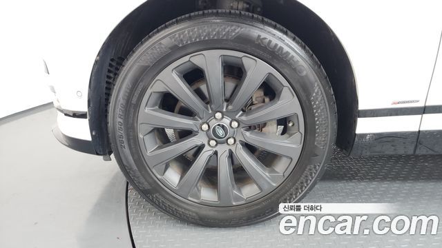 Land Rover Range Rover Velar 3.0 P380 R-Dynamic SE - фото 4