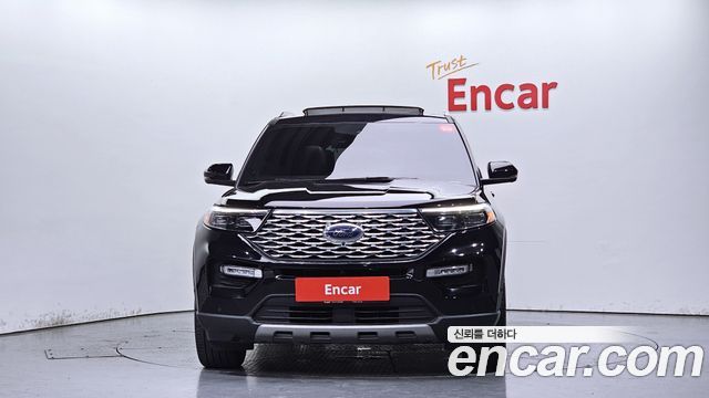 Ford Explorer 6-го поколения 3.0 Platinum 4WD - фото 2