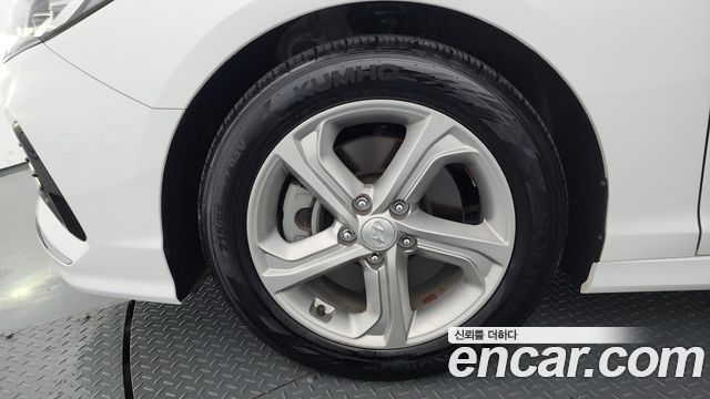 Hyundai Sonata 2.0 Smart Choice - фото 3