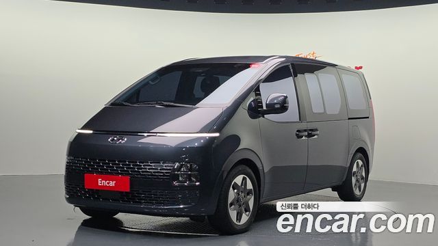 Hyundai Staria Tourer 11-Seater Modern - фото 0