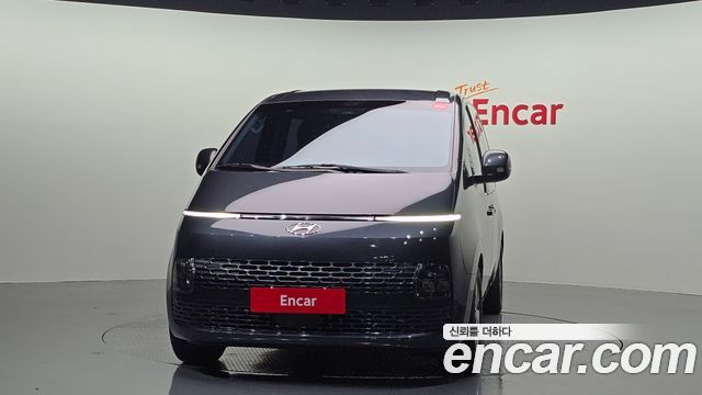 Hyundai Staria Tourer 11-Seater Modern - фото 2