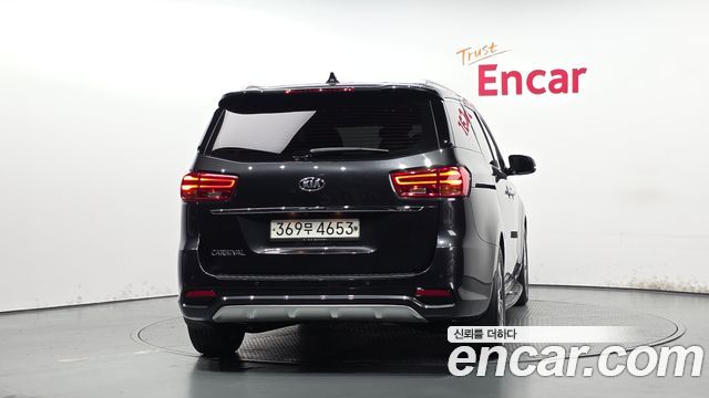 Kia Carnival Новый 9-Seater Prstige - фото 3