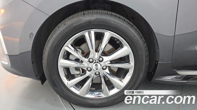 Kia Carnival Новый 9-Seater Prstige - фото 4