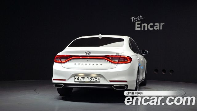 Hyundai Grandeur IG 3.0 Exclusive Special - фото 3