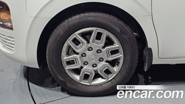 Hyundai Staria Tourer 11-Seater Modern - фото 4