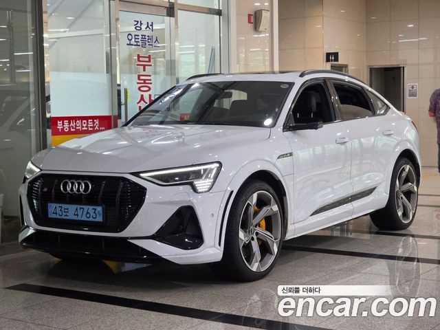 Audi e-tron S Sportback - фото 0