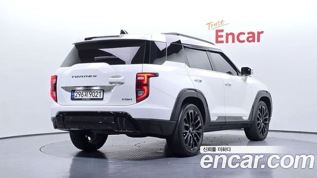 SsangYong Torres Gasoline 1.5 2WD Black Edition - фото 1
