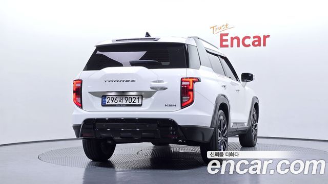 SsangYong Torres Gasoline 1.5 2WD Black Edition - фото 3