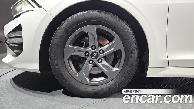 Kia K5 3-го поколения 2.0 LPI(Renter car) Strandard - фото 4
