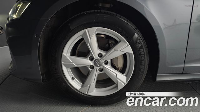 Audi A6 C8 45 TFSI Quattro - фото 4