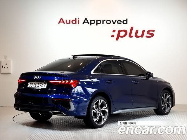 Audi A3 40 TFSI Premium - фото 1