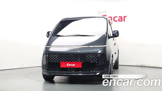 Hyundai Staria Lounge 9-Seater Prestige - фото 2
