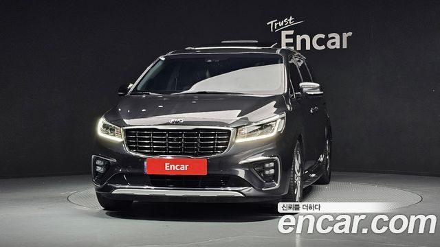 Kia Carnival Новый 7-Seater Limousine VIP - фото 2