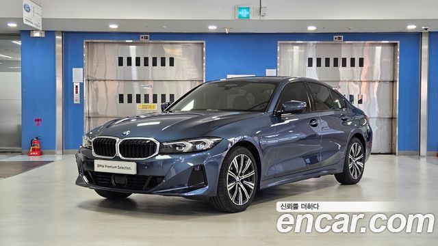 BMW 3-Series G20 320i - фото 0