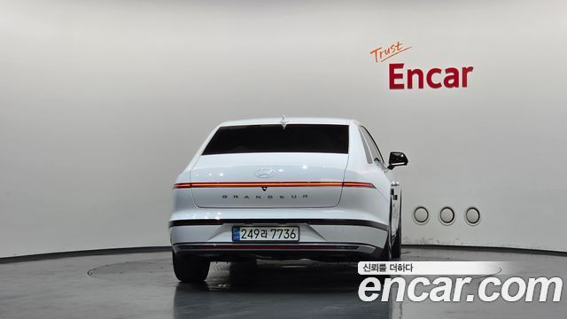 Hyundai Grandeur GN7, гибрид Exclusive - фото 3