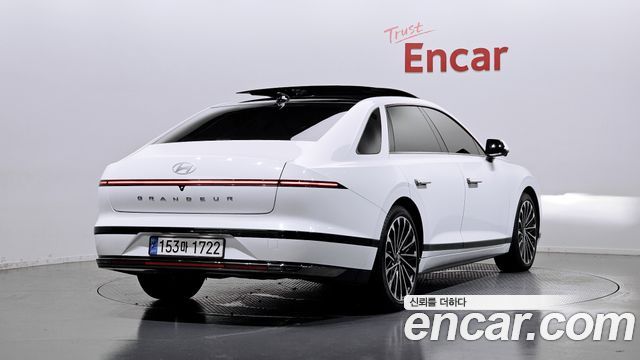 Hyundai Grandeur GN7 2,5 Gasoline 2WD Calligraphy - фото 1