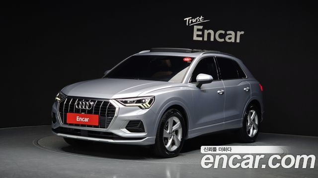 Audi Q3 F3 35 TDI Premium - фото 0