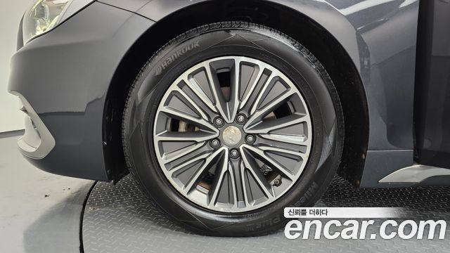 Hyundai Grandeur IG, гибрид Exclusive Special - фото 4
