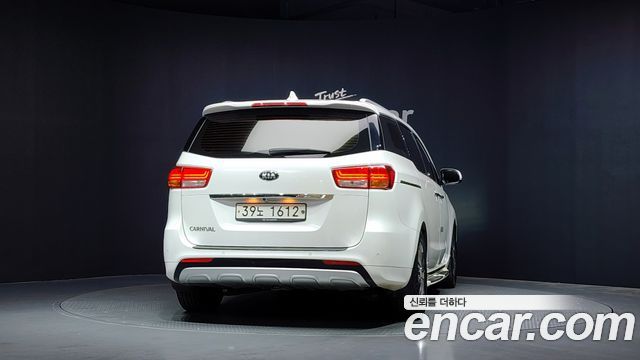 Kia Carnival Совершенно новый 9-Seater Noblesse Special - фото 3