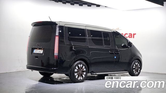 Hyundai Staria Lounge 9-Seater Inspiration - фото 1