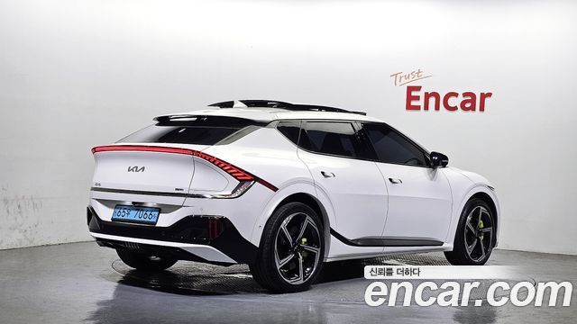 Kia EV6 GT 4WD - фото 1