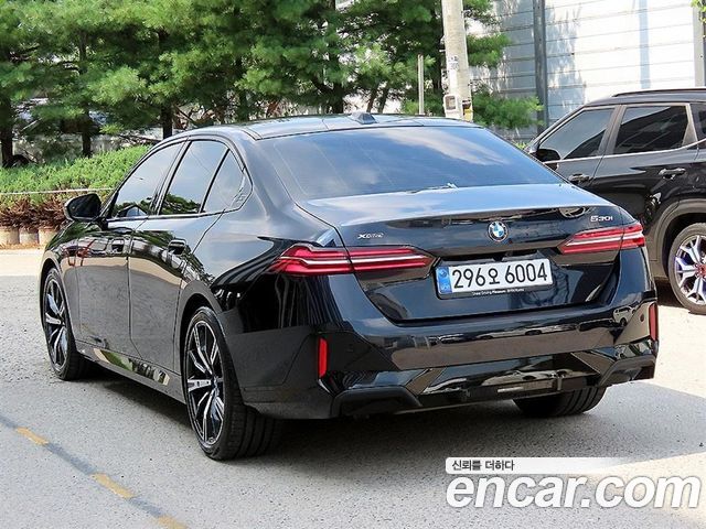 BMW 5-Series G60 530i xDrive M Sport - фото 2